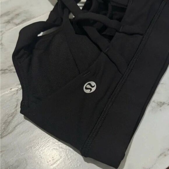 LULULEMON - Energy Black Bra Size 2 - Picture 6 of 7